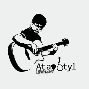 歐美女人讓粗大機巴操逼
